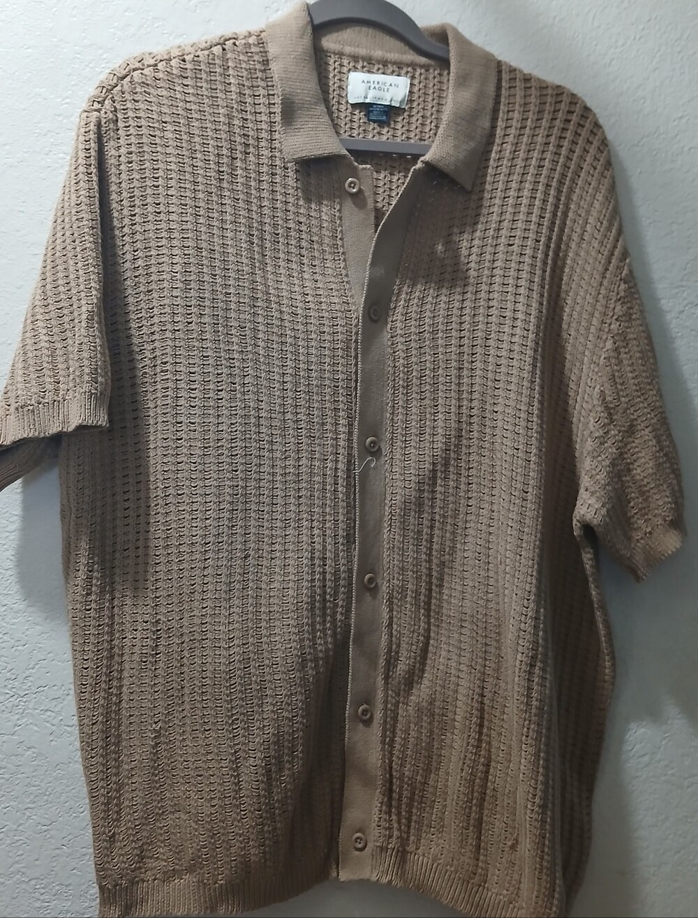 American Eagle Nwot size M  Outfitters Men’s Short Sleeve Knit Polo — Brown